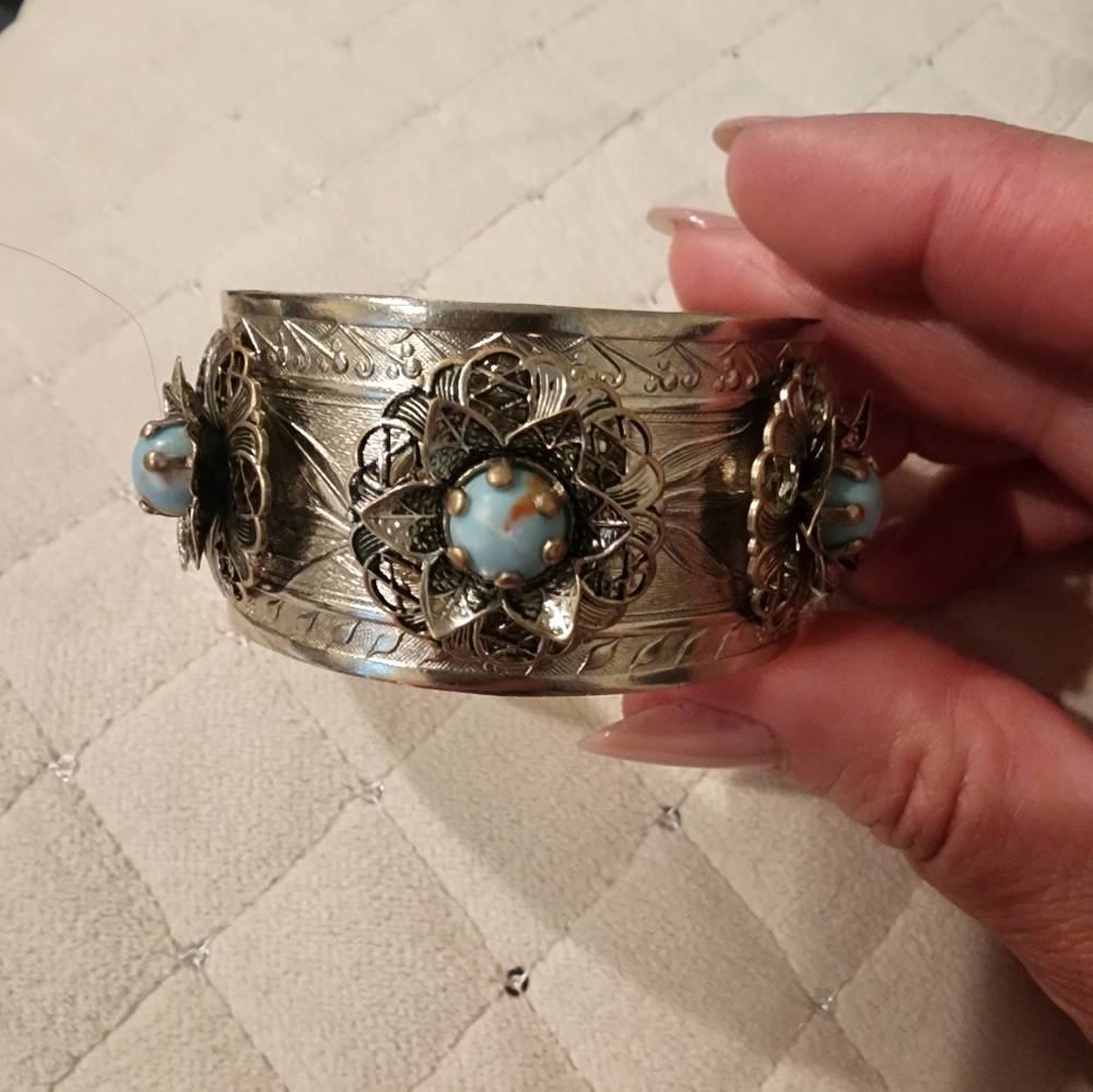 Vintage 1950s silver plated & turquoise cuff bracelet
